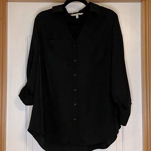 Black V-Neck With Collar Button Down